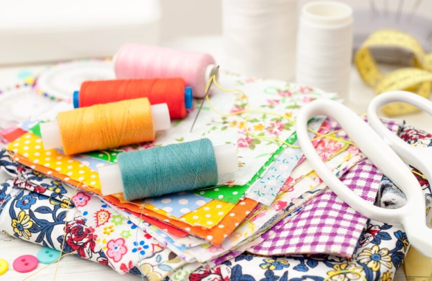 Sewing Table Reviews & Top Picks