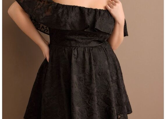 Plus Size Black Dress Capris